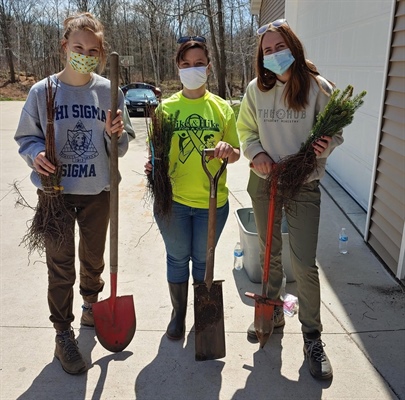 Natural Resources Students Take to the Field