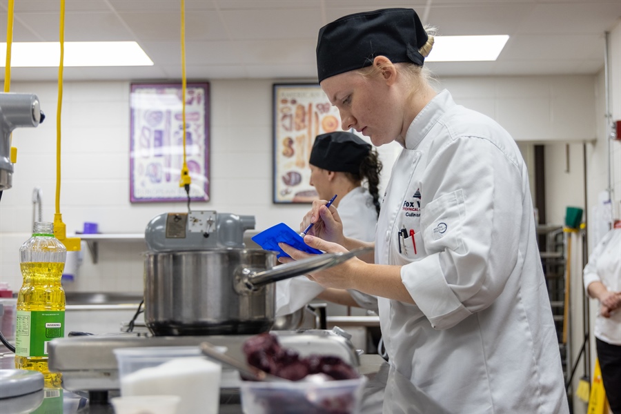Five FAQs: Baking and Pastry Management