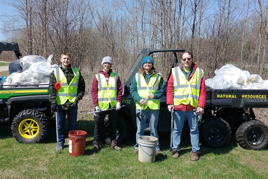 Students Pitch in for Earth Week