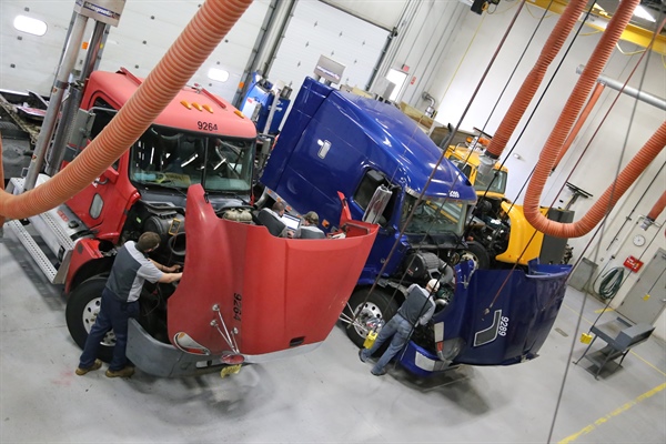 Five FAQs: Diesel Equipment Technician with CDL