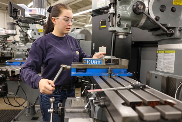 Apprenticeships a hot topic during Manufacturing Month