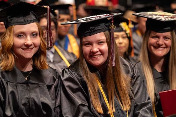 Photo Gallery: Winter 2023 Commencement Ceremony